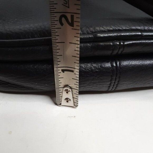 Wilsons Vintage Leather Women Mini Crossbody Bag - Picture 8 of 12